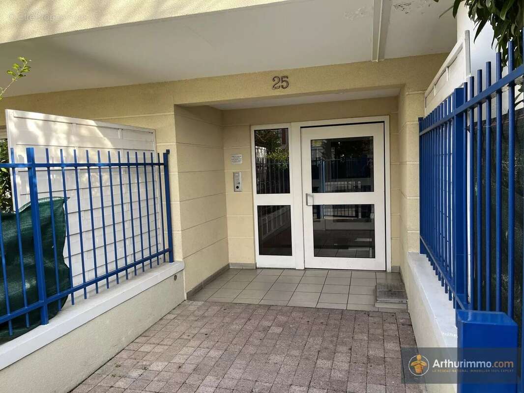 Appartement à LIVRY-GARGAN