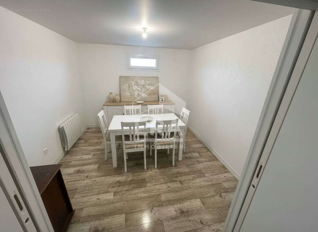 Maison à SAINT-SEURIN-SUR-L'ISLE