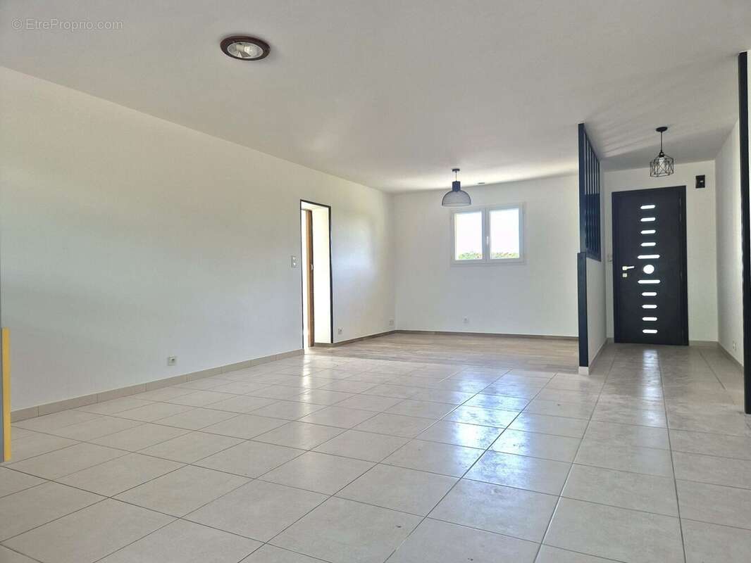 Maison à SAINT-MATHURIN