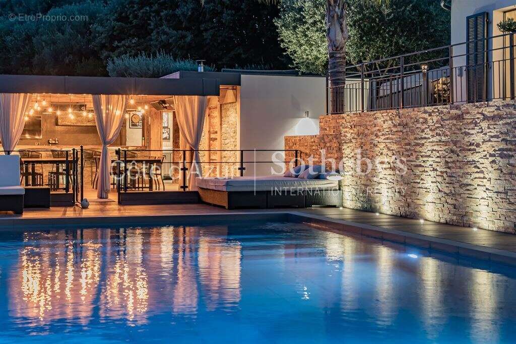 Cagnes-sur-Mer, villa vue mer au sein d'un domaine privé, piscine, proche Nice aéroport - photo 18