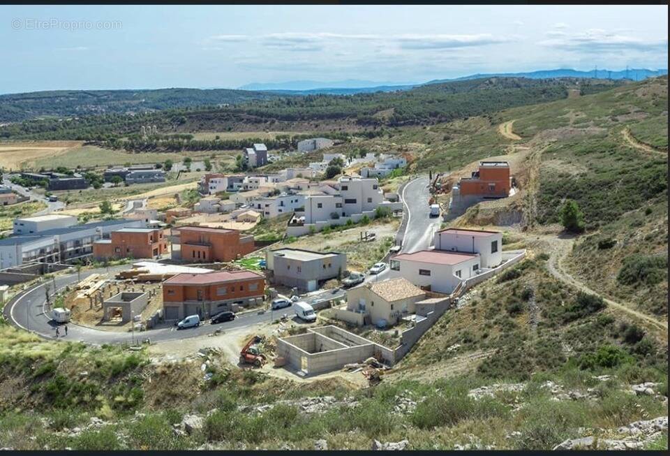 Terrain à NARBONNE