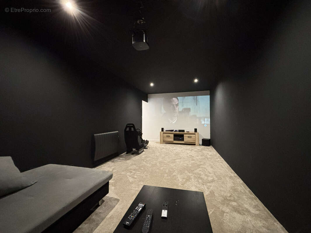 Maison à SAINT-MELAINE-SUR-AUBANCE