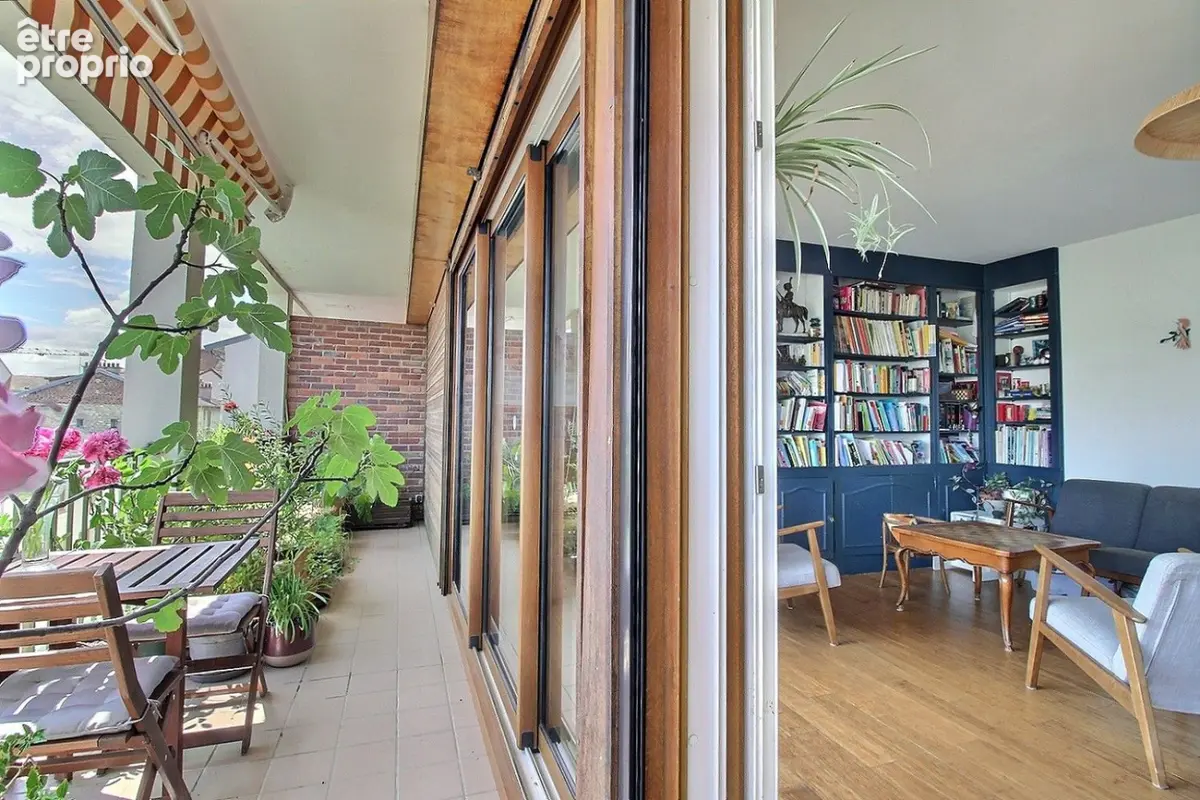 Appartement à ISSY-LES-MOULINEAUX