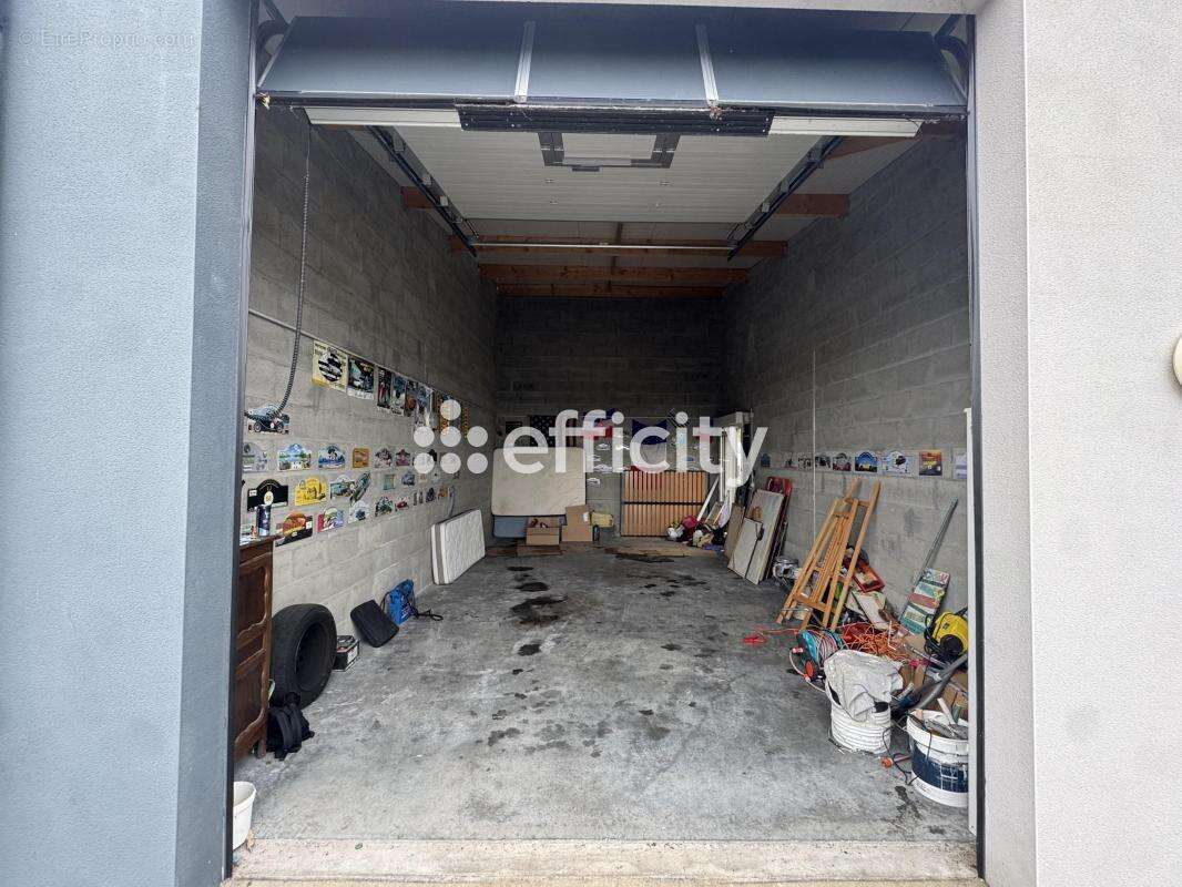 Commerce à LA BAULE-ESCOUBLAC