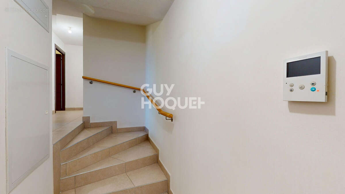 Appartement à MOUXY