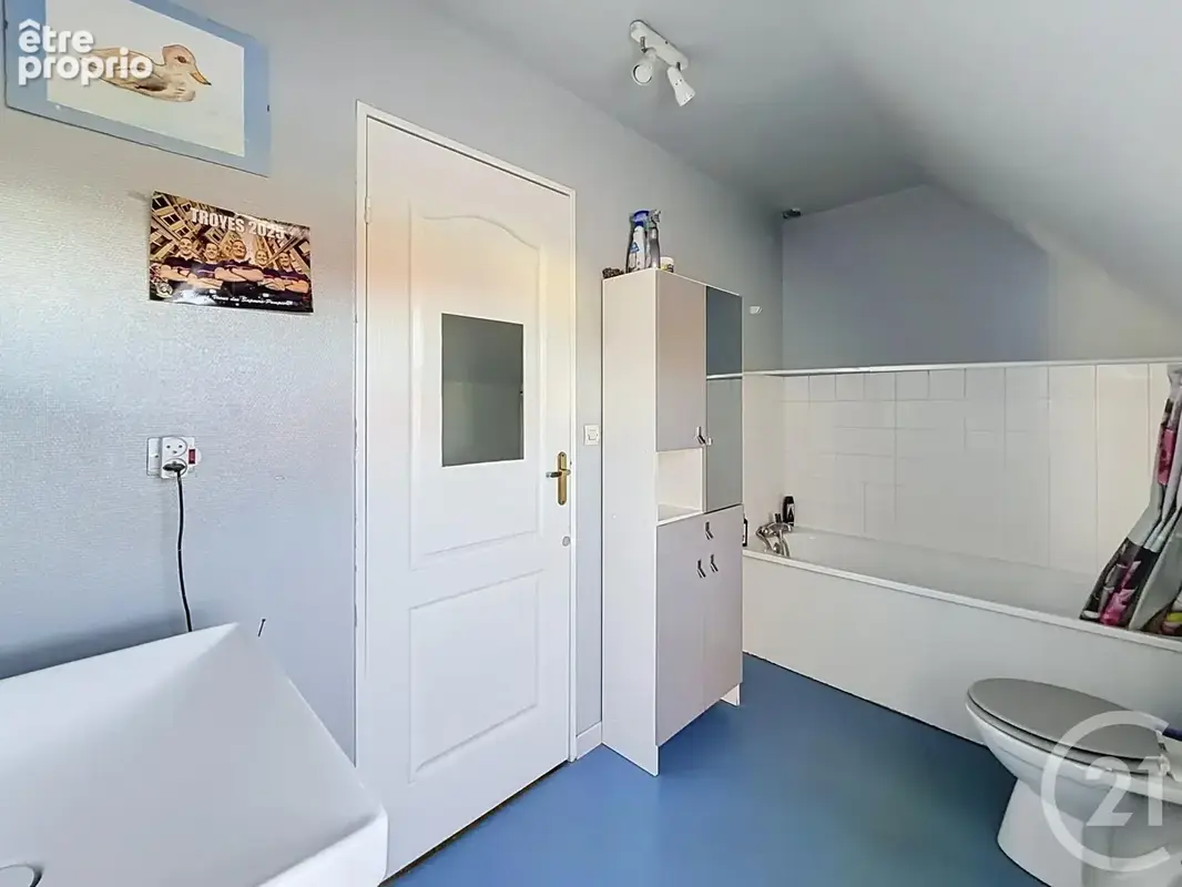 Maison 5 pièces 113 m² à vendre à Saint-Julien-Les-Villas (10800) - photo 6