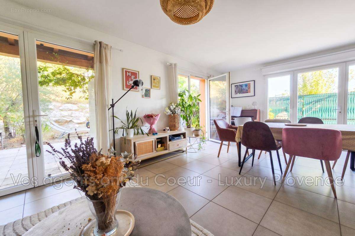 vente maison 4 Pièce(s) - photo 6