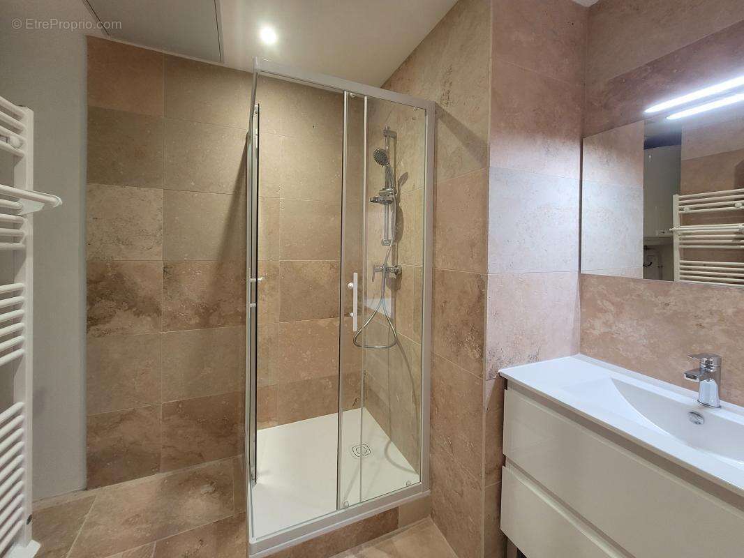 Appartement À Vendre - photo 5