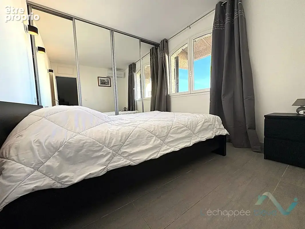 Vente appartement T4, place de parking et casier d'armement aux Marines de Cogolin - photo 8