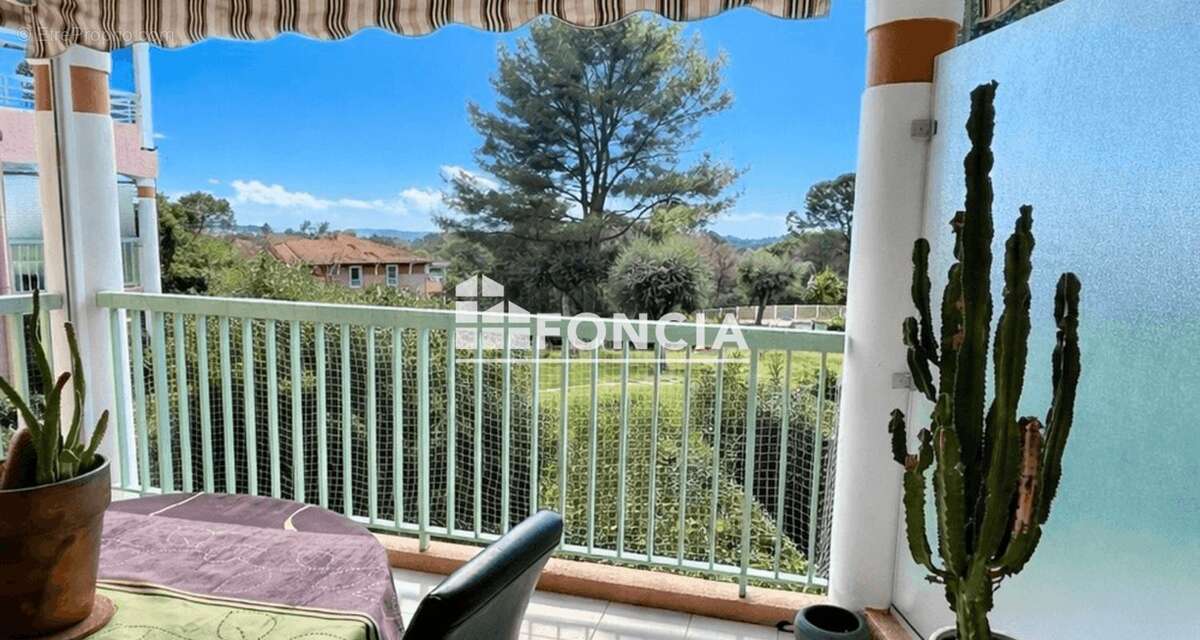 Appartement à SAINT-RAPHAEL