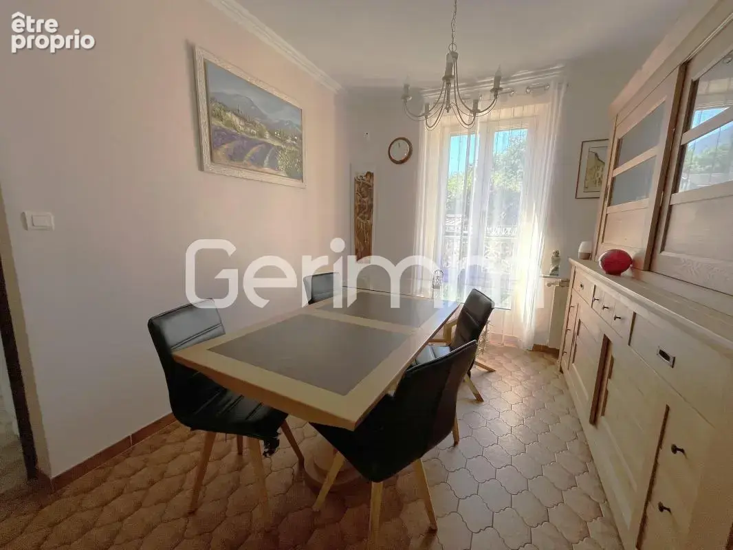 Vente - Maison - 4 pièces + cuisine - 100 m² - 319 000 € - - photo 11