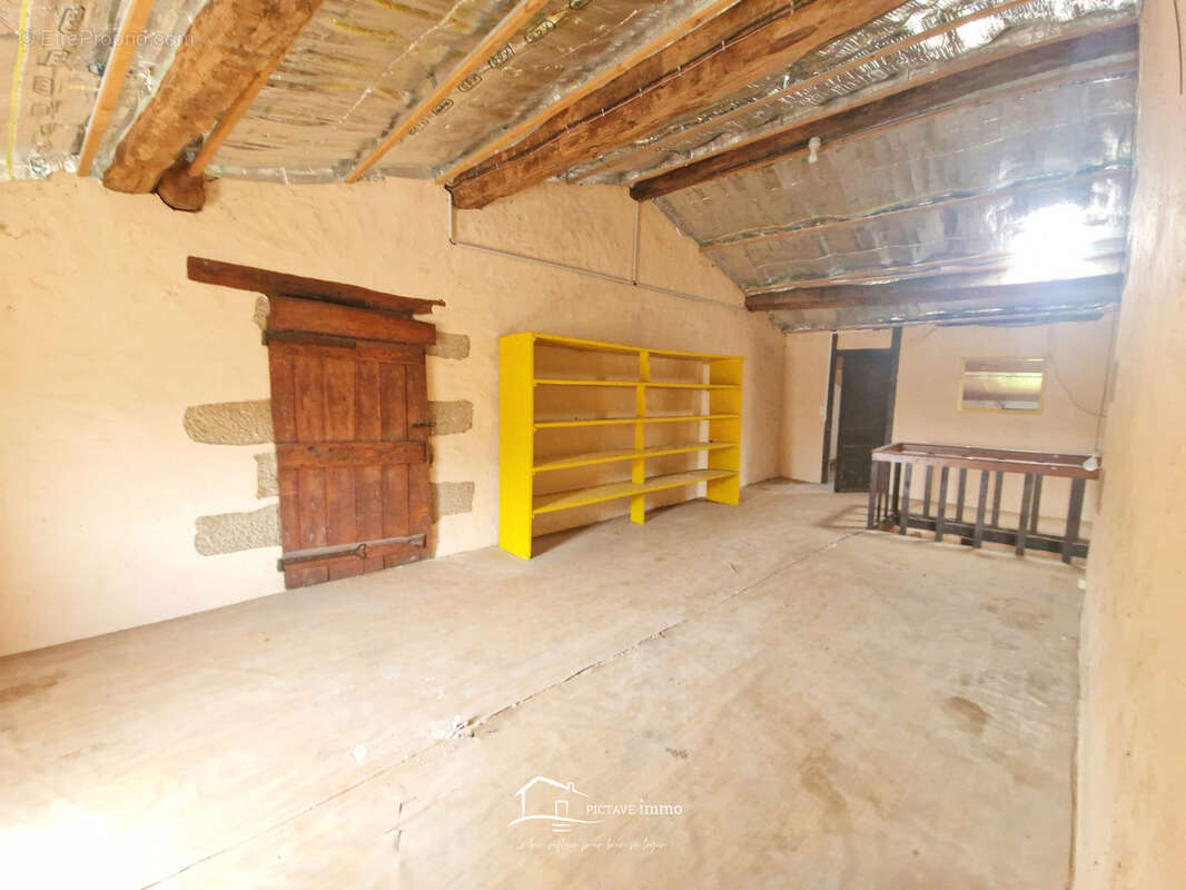 Appartement à LUSIGNAN