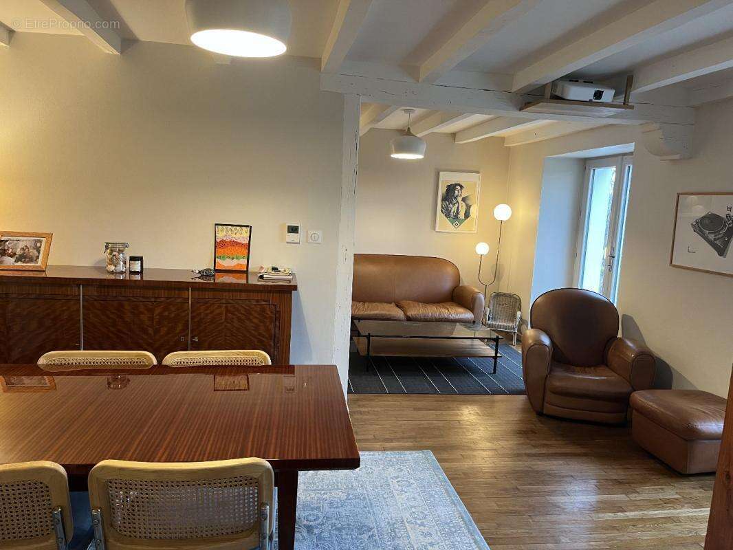 Maison à LISSAC-ET-MOURET