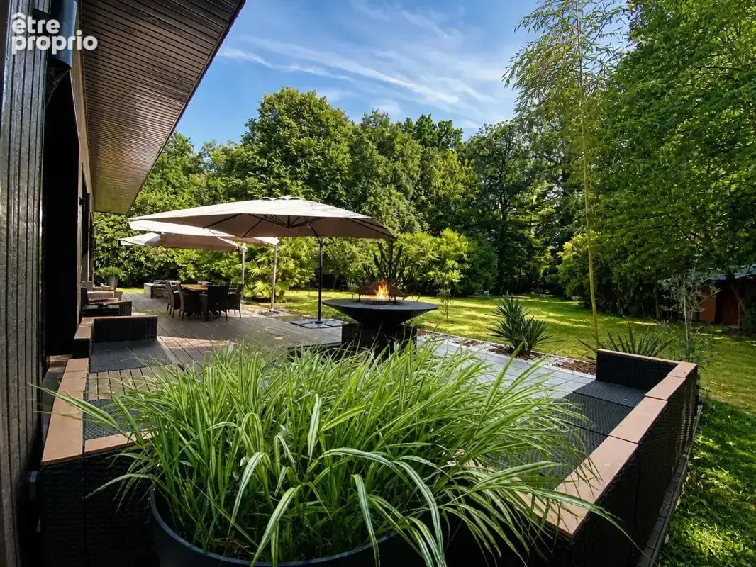 Maison de 8 pièces de 245 m² à Lamorlaye - photo 5