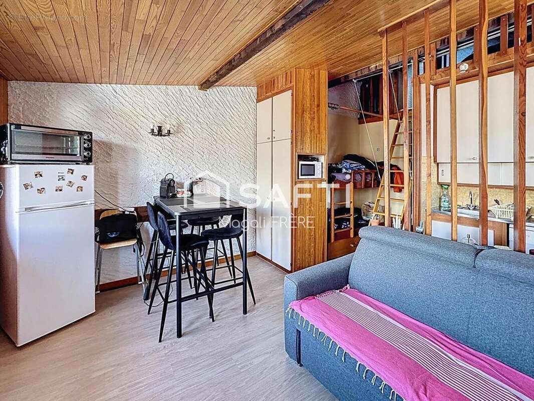 Appartement 34 m² à Ancelle  - photo 2