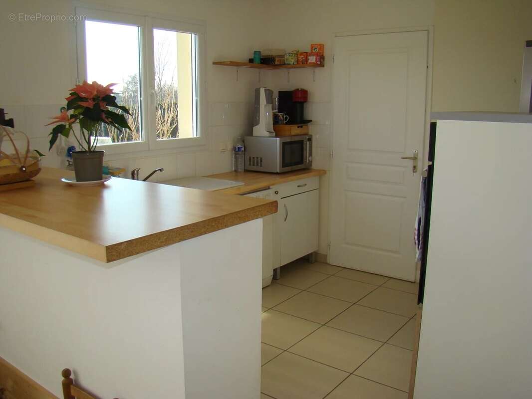 Maison à SAINT-MAURICE-LA-CLOUERE