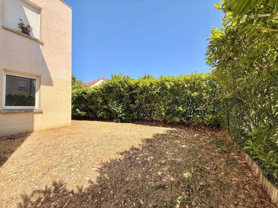Appartement T3 avec jardin privatif et place de stationnement - photo 14