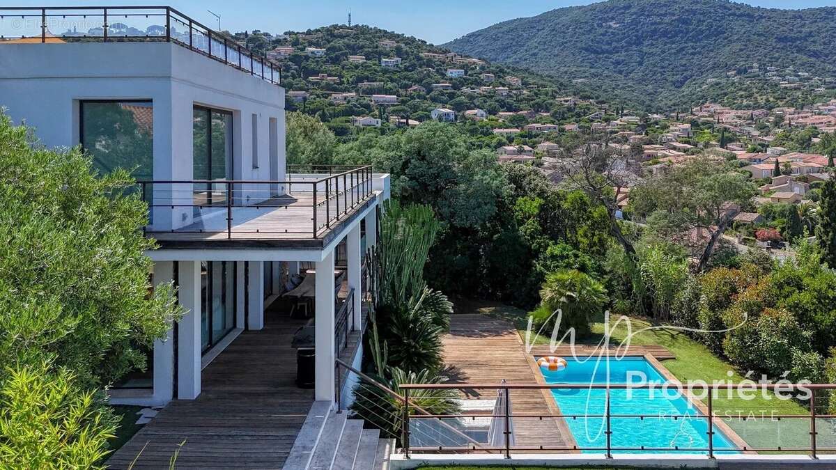 Maison à CAVALAIRE-SUR-MER