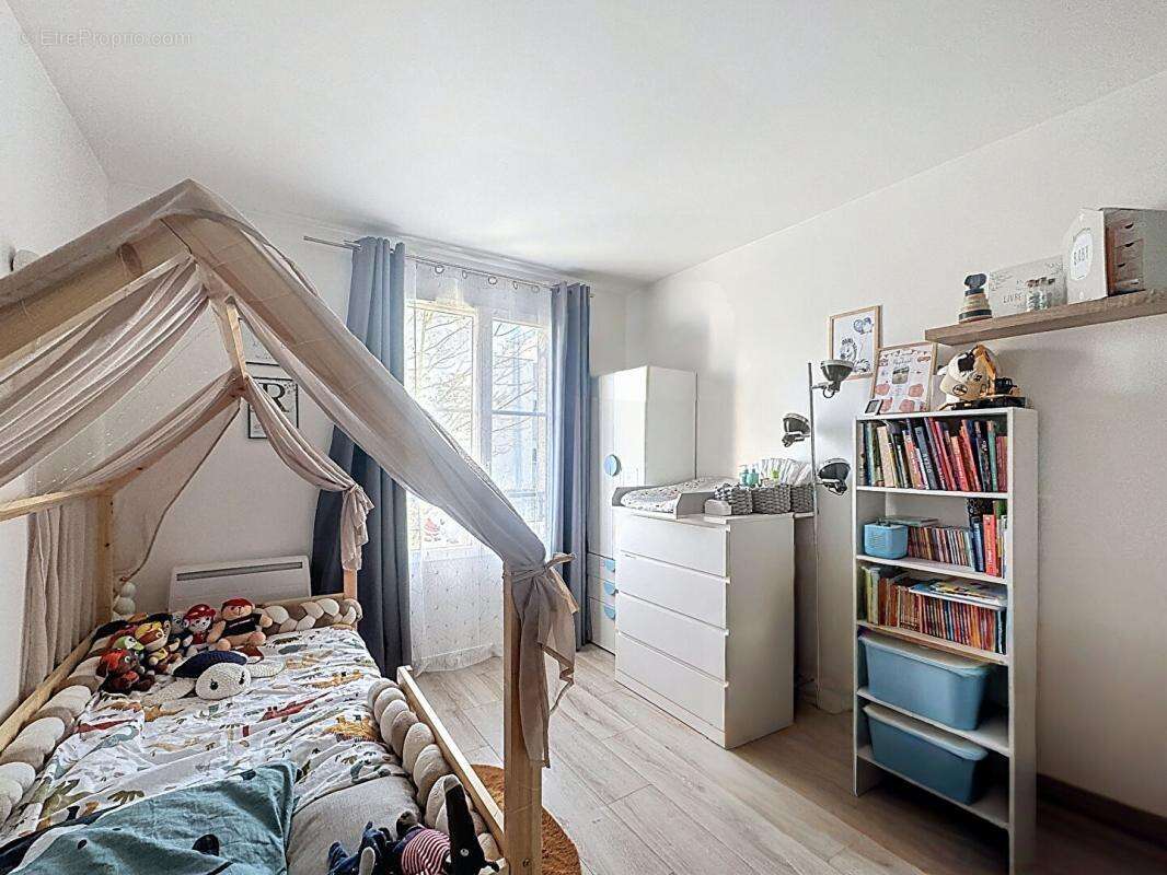 Appartement à ELANCOURT