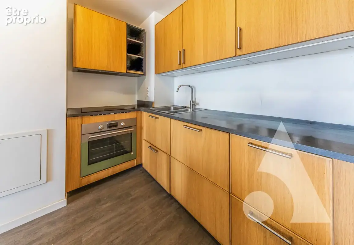 F4 en DUPLEX en plein Centre-Ville + Parking privé - photo 8