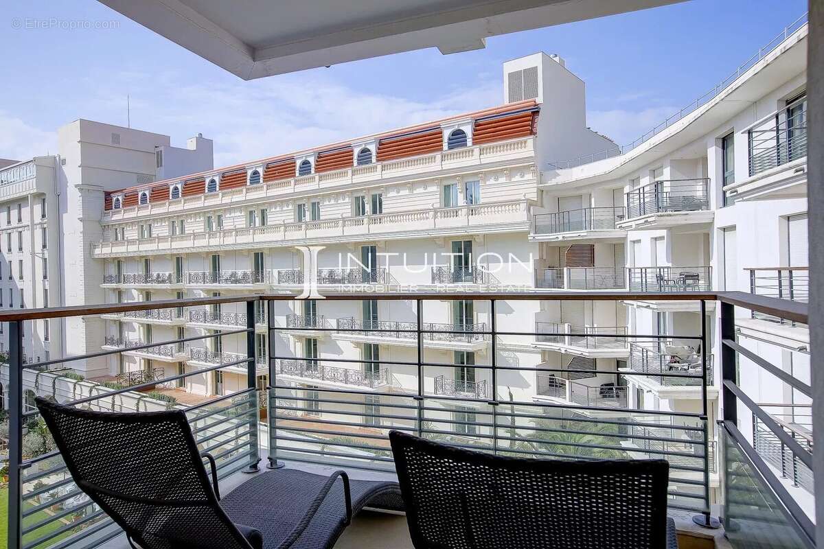 Appartement à CANNES