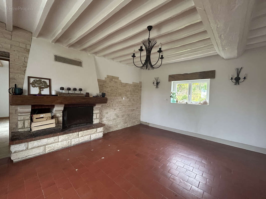 Maison à LE MELE-SUR-SARTHE