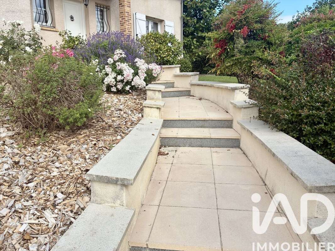 Photo 2 - Maison à ULLY-SAINT-GEORGES