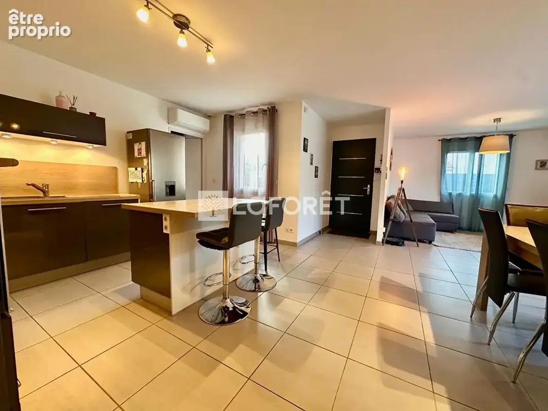 Villa 3 faces plain pied proche de toutes les commodités - photo 3