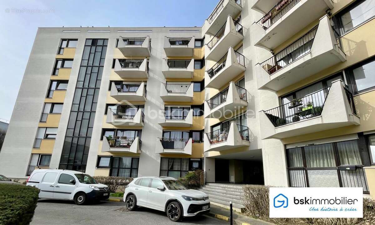 Appartement à CHENNEVIERES-SUR-MARNE