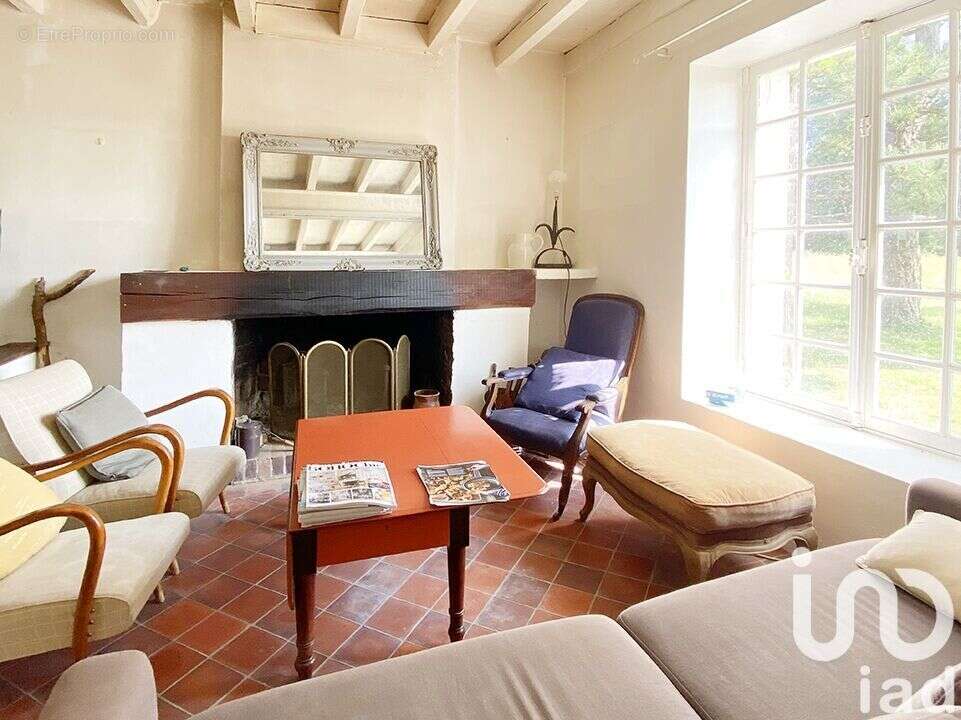 Photo 3 - Maison à TANNERRE-EN-PUISAYE