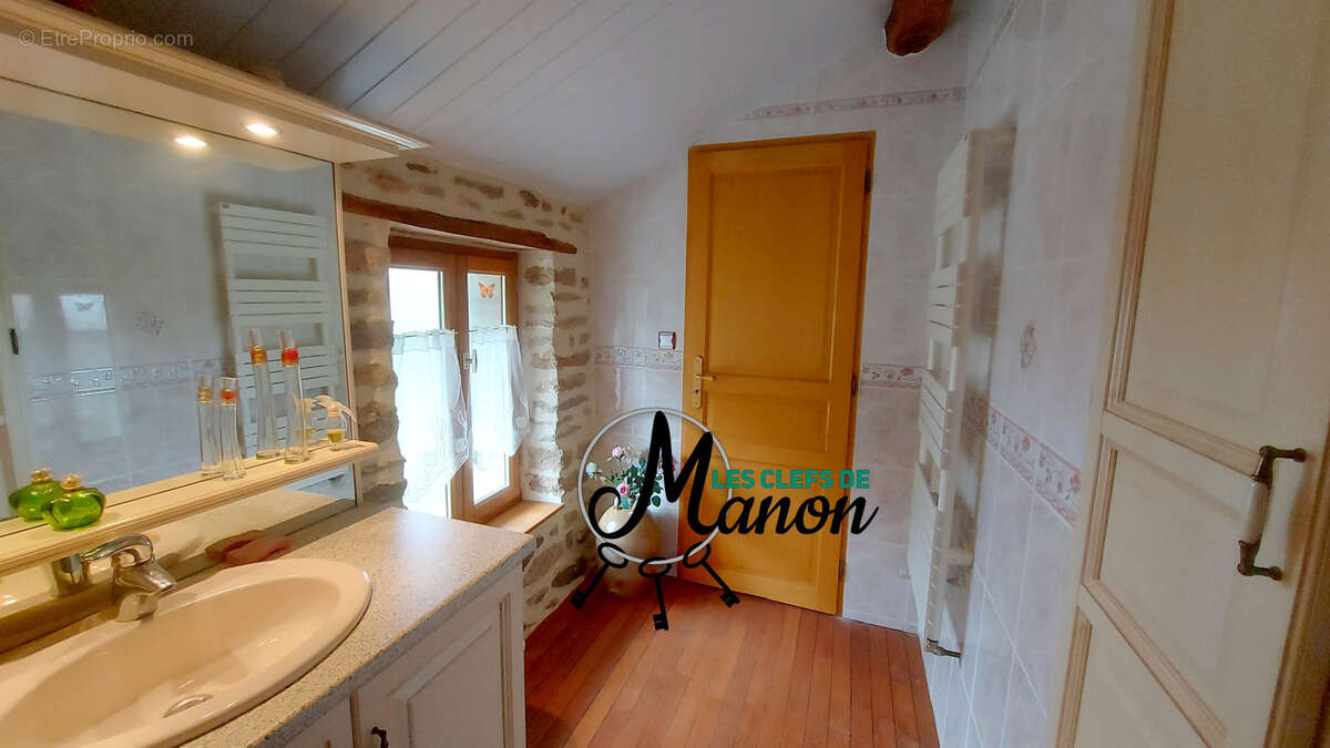 Maison à BESSINES-SUR-GARTEMPE