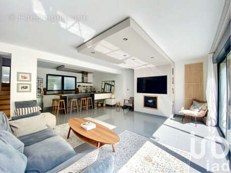 Photo 3 - Maison à MARLY-LE-ROI