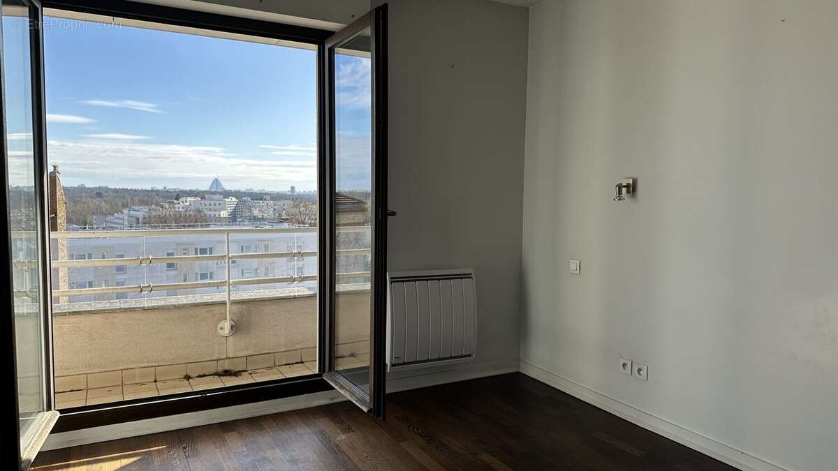 Appartement à SURESNES