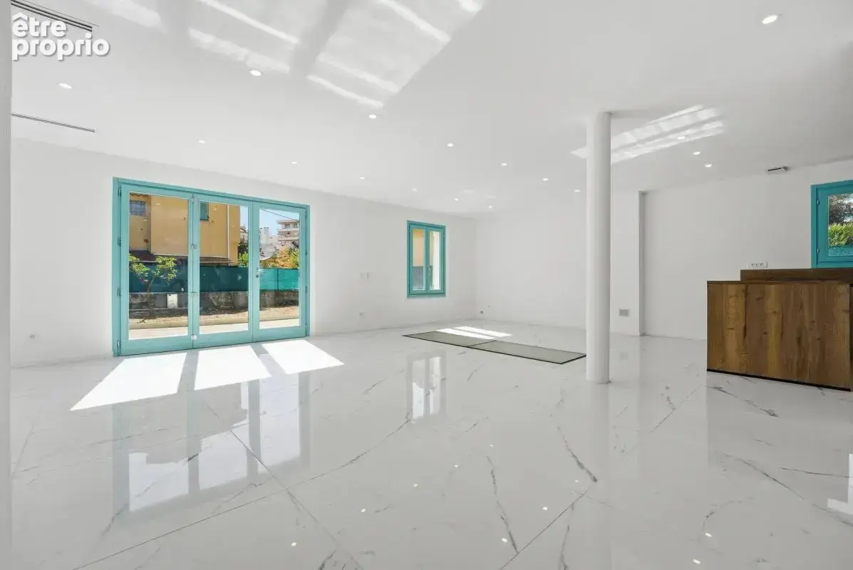 Maison de 4 pièces d'environ 120  à Cagnes-sur-Mer - photo 5