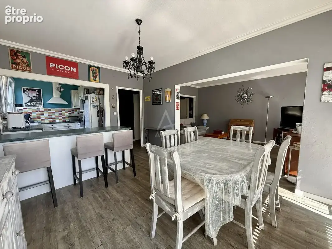 Exclusivité // appartement // 85m2 // 2 chambres // balcons // cave // garage - photo 9