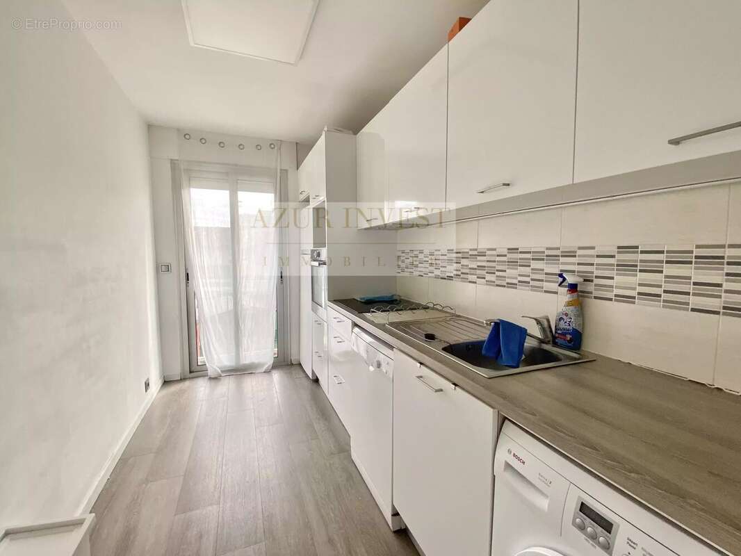 Appartement à ROQUEBRUNE-CAP-MARTIN