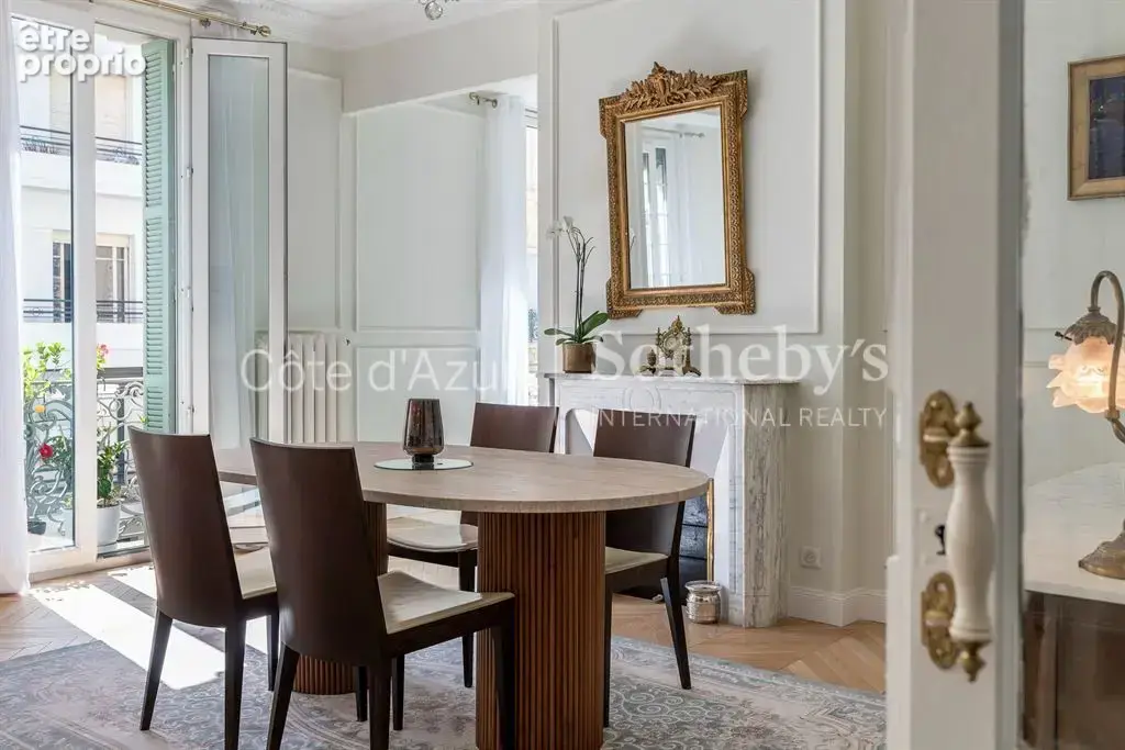 Nice Carré d’Or, appartement bourgeois 4 pièces avec trois chambres et balcon - photo 3