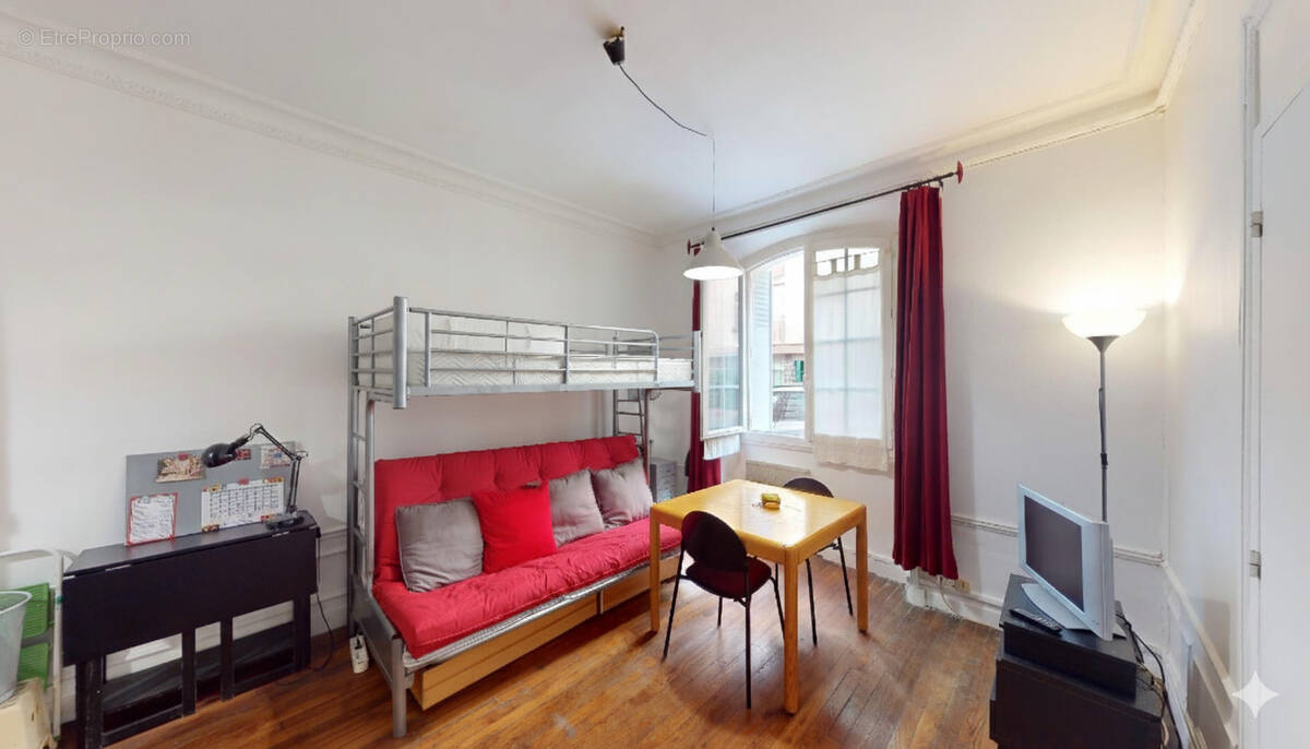 Appartement à PARIS-20E