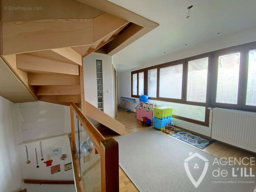 Grange rénovée de 130 m2 sur 343 m2 à Ohnenheim - photo 8