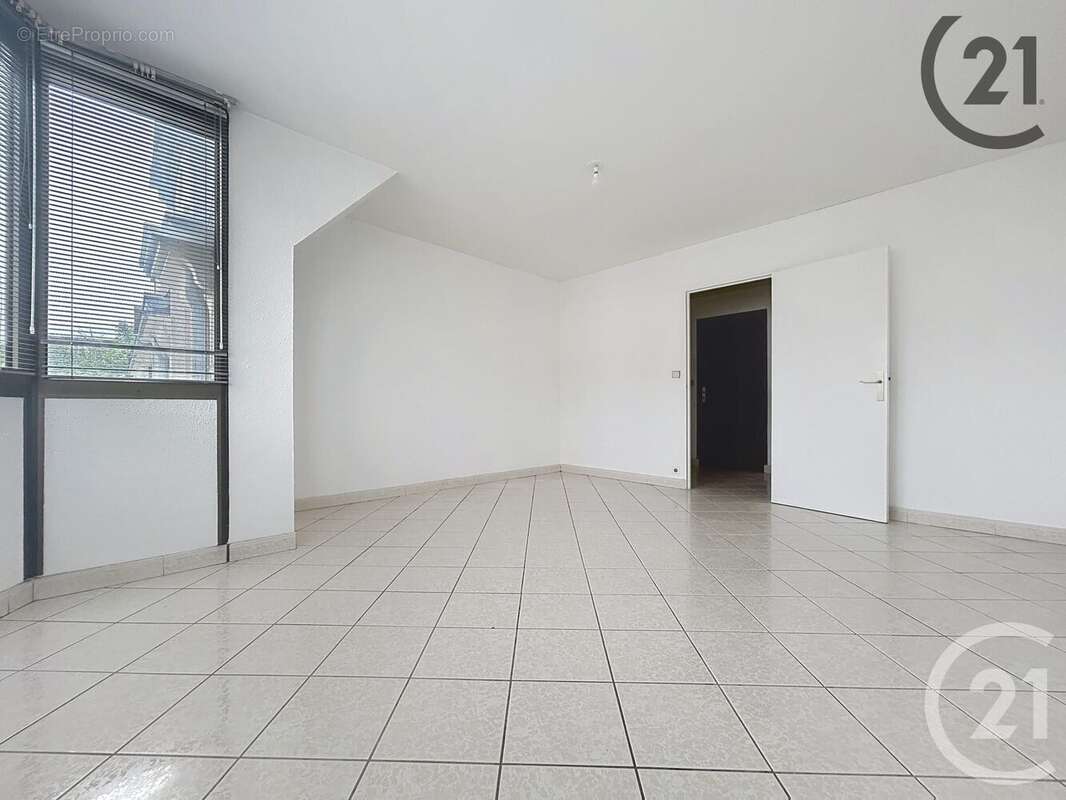 Appartement 84 m² à Montereau-Fault-Yonne  - photo 3