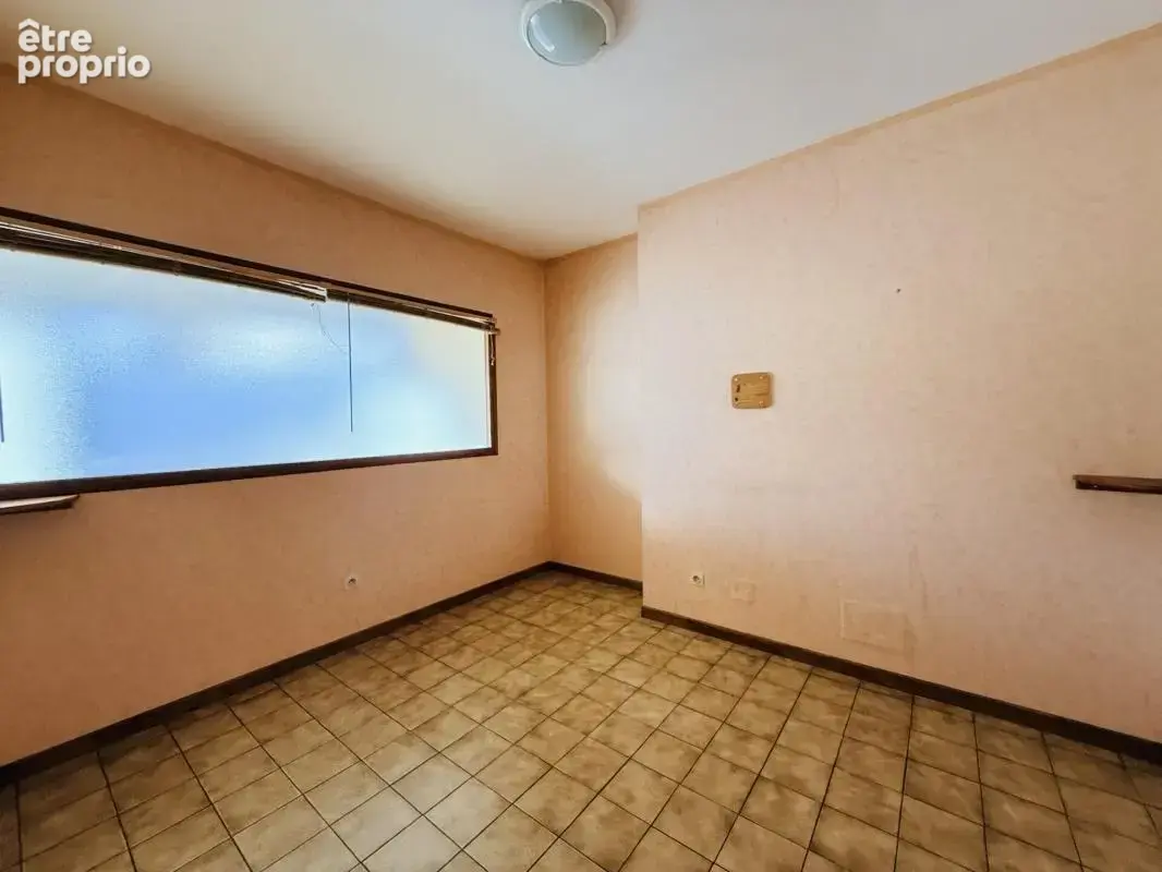 Local commercial 63 m² – Idéal professions médicales / paramédicales / bien‑être ou autres - photo 3