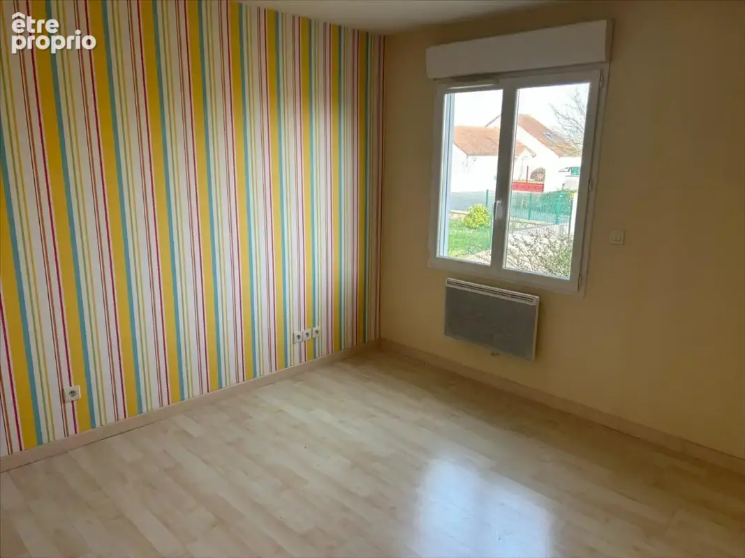 Maison 121 m² à Saint-Georges-Les-Baillargeaux  - photo 7
