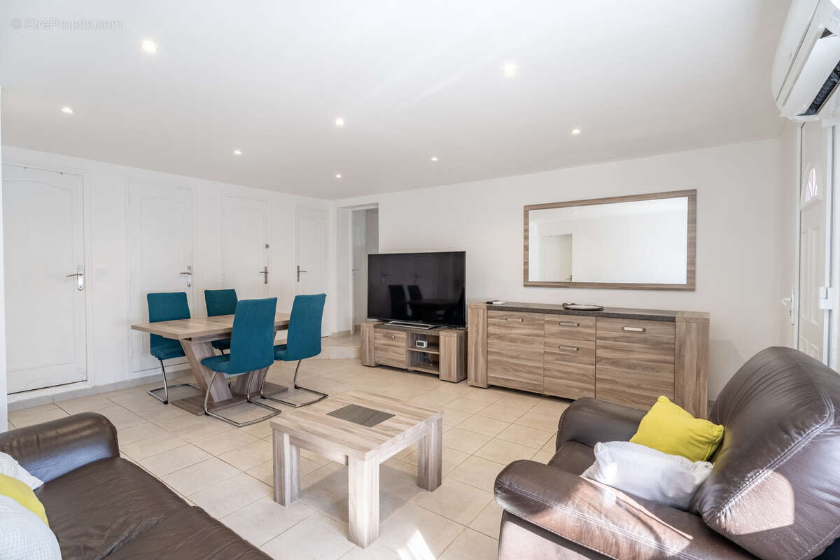 Appartement à PLAN-DE-CUQUES