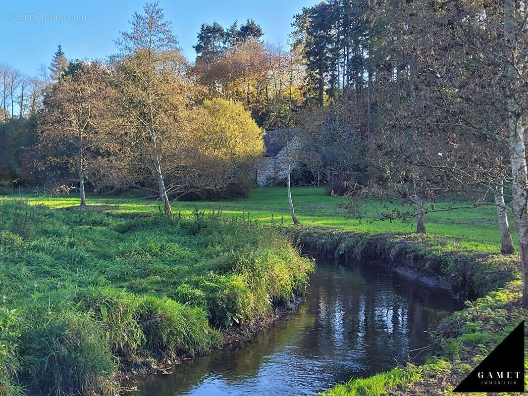Maison à SAINT-BRICE-EN-COGLES