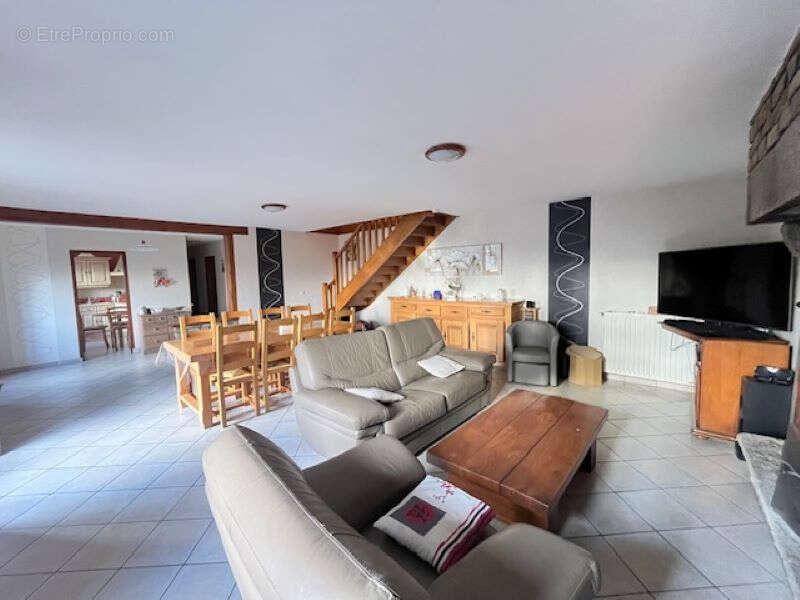 Maison à LE BENY-BOCAGE
