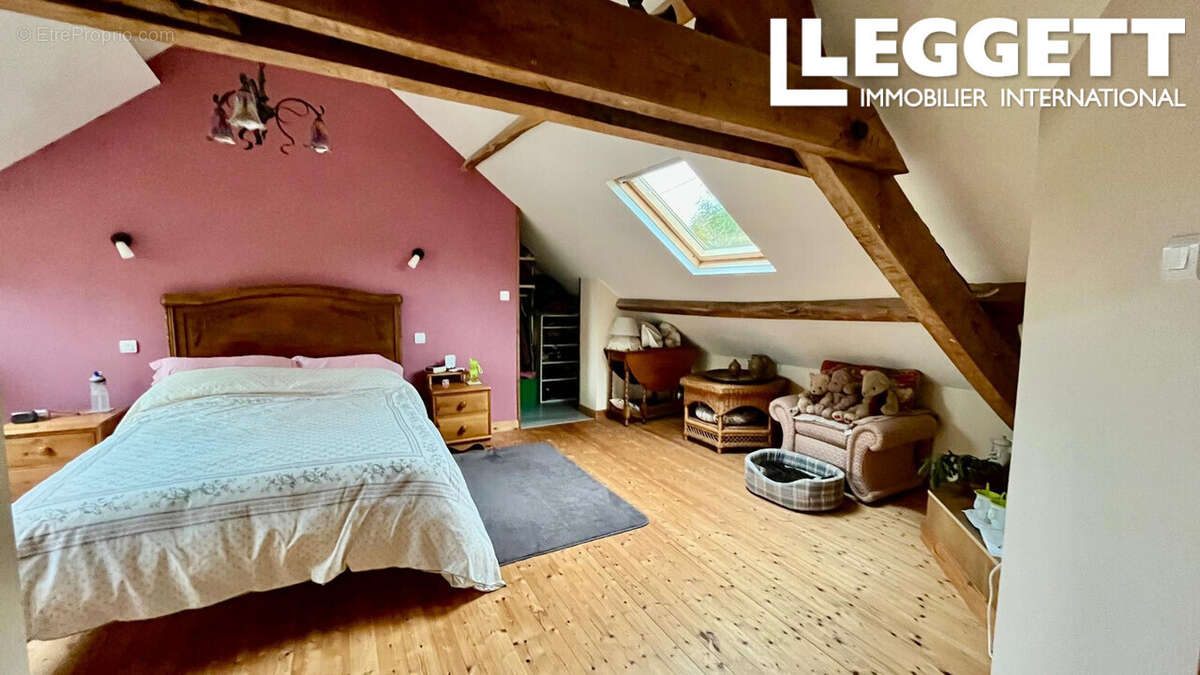 Maison à REFFUVEILLE