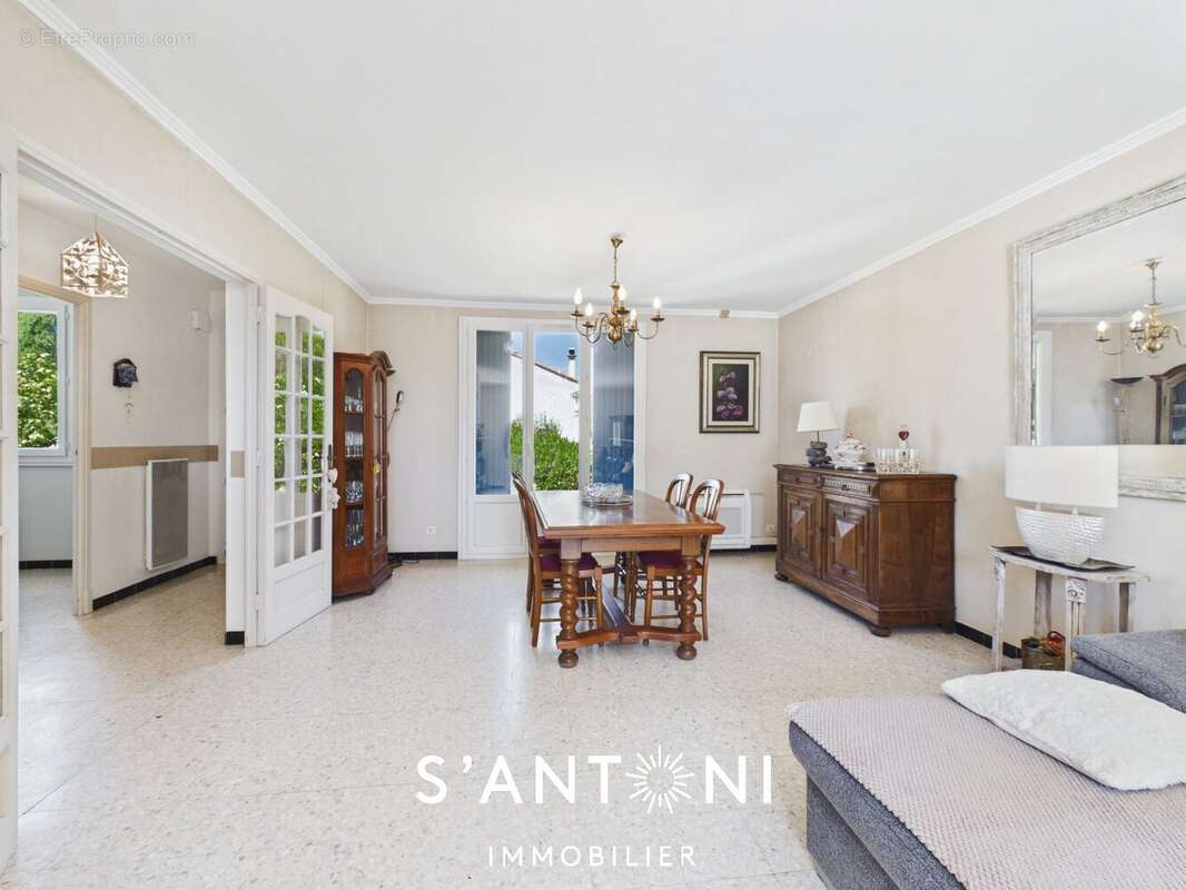 Maison à SAUVIAN