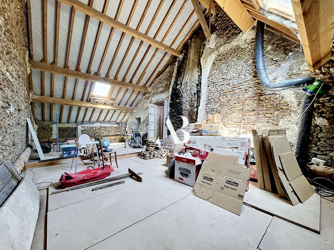 Maison à LA CHAPELLE-GAUTHIER