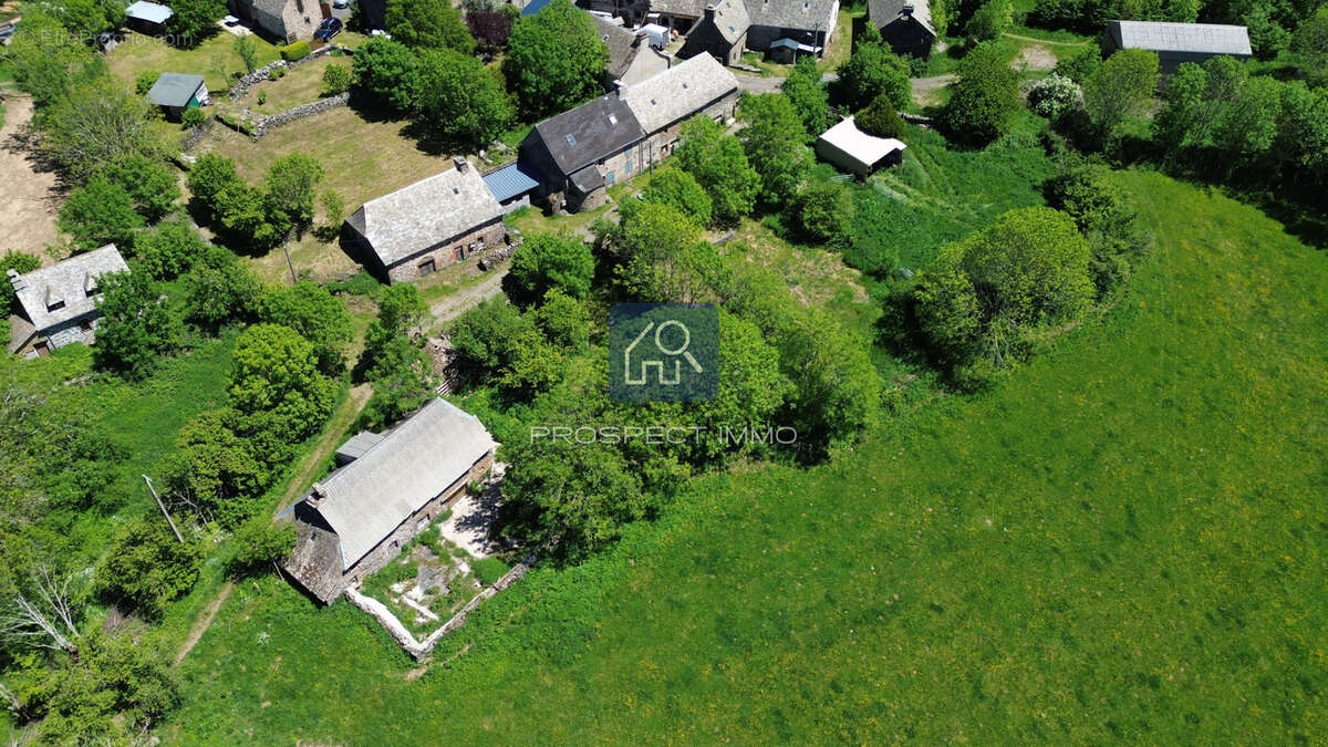 Maison à SAINT-CHELY-D'AUBRAC