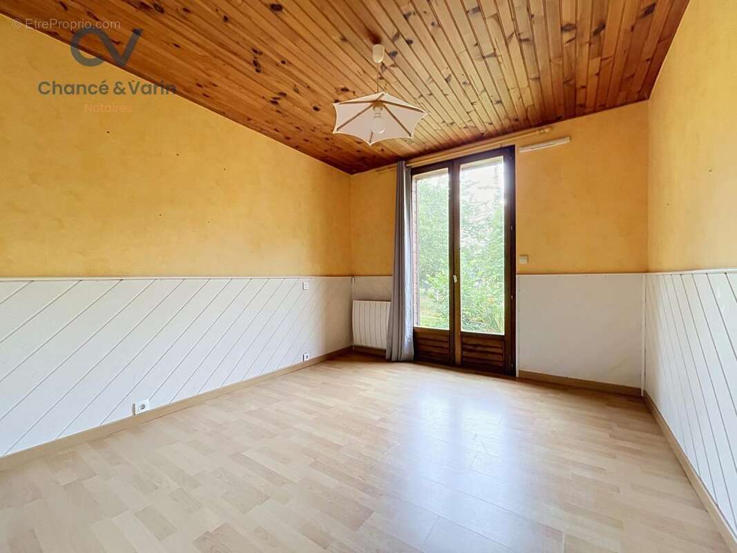 Maison 149 m² à Tordouet  - photo 8